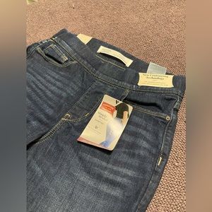 Levi 👖 Slip on jeans